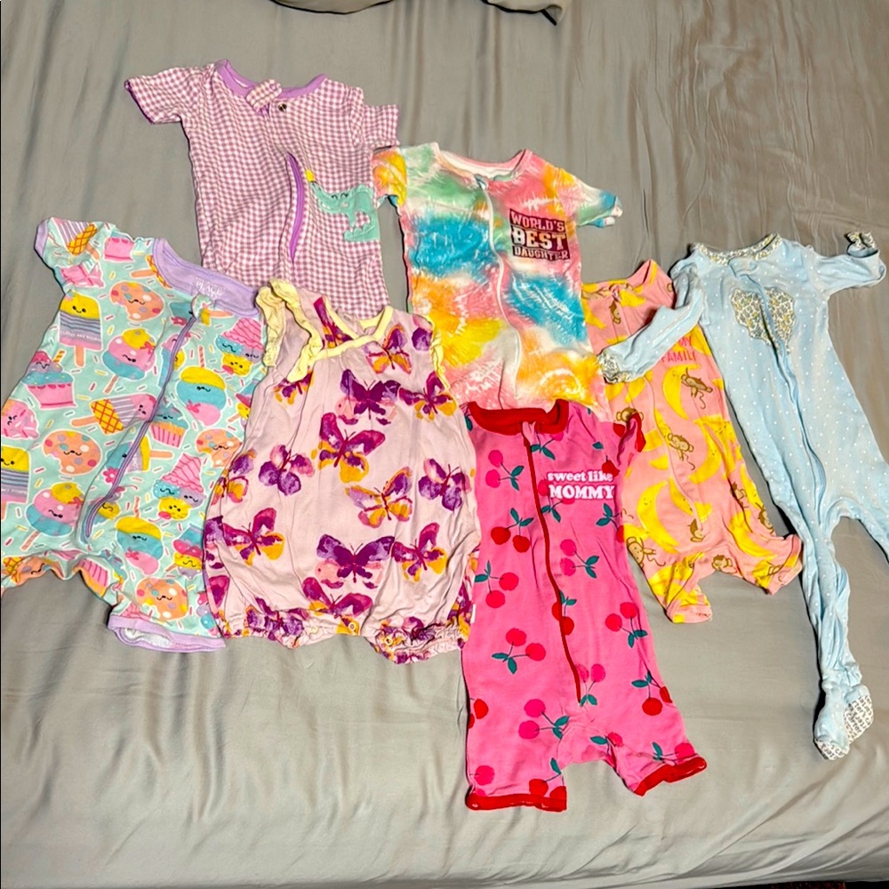 Set of 7 baby girl colorful Romper from 12-18 months